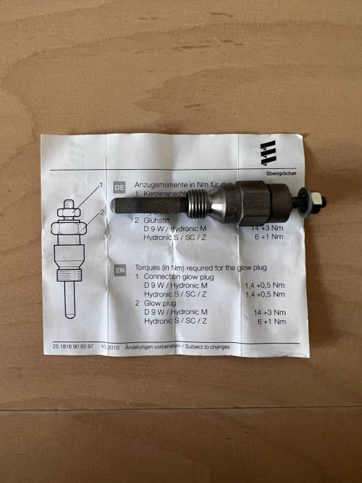 Картинка свеча накала eberspächer 25 1997 99 01 01 (251997990101) 24v e129