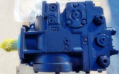 Картинка запчастей: Гидронасос Sauer Danfoss Reman 86565830 (9615990) CNH Industrial для комбайна New Holland TR98, TR89, TR96, TR97, TR99, 2115