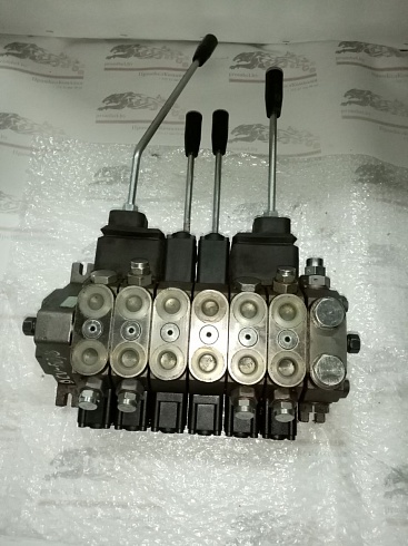 Изображение запчастей: Гидрораспределитель DCV-50/6 (174976) Brevini